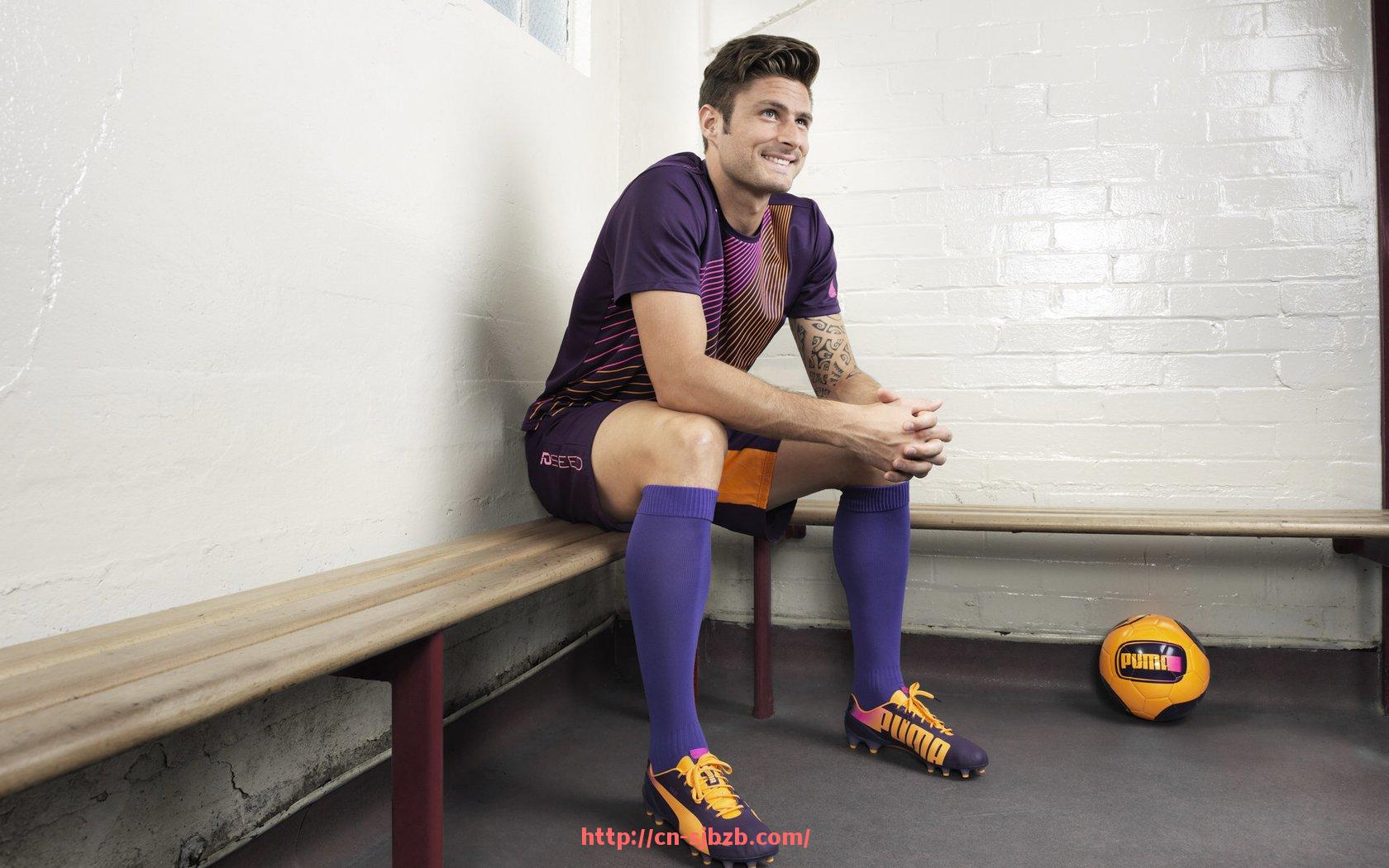 世俱杯直播-欧冠决赛中巴萨的经典表现与荣誉